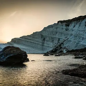 Notti Sikane Porto Empedocle
